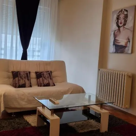Apartment Slavija Square Belgrade