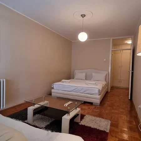 Apartamento Slavija Square *