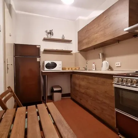 Slavija Square Apartamento *