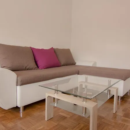 Apartamento Slavija Square
