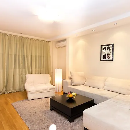 Slavija Square Белград