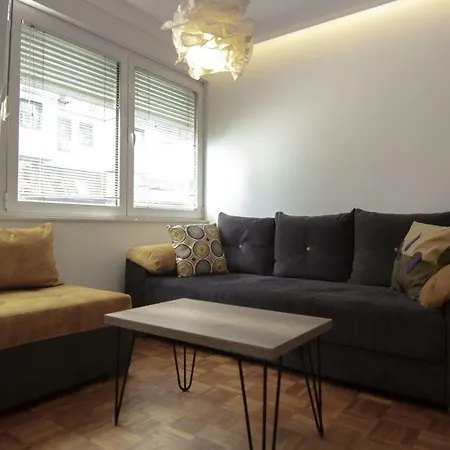Apartamento Slavija Square Belgrado