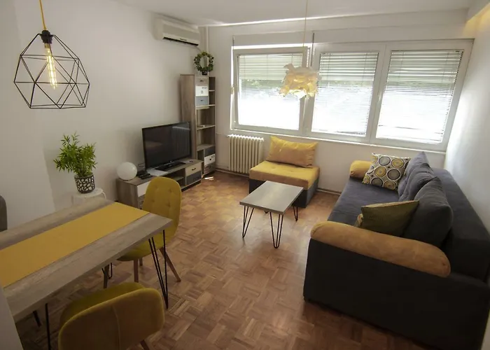 Slavija Square Lägenhet